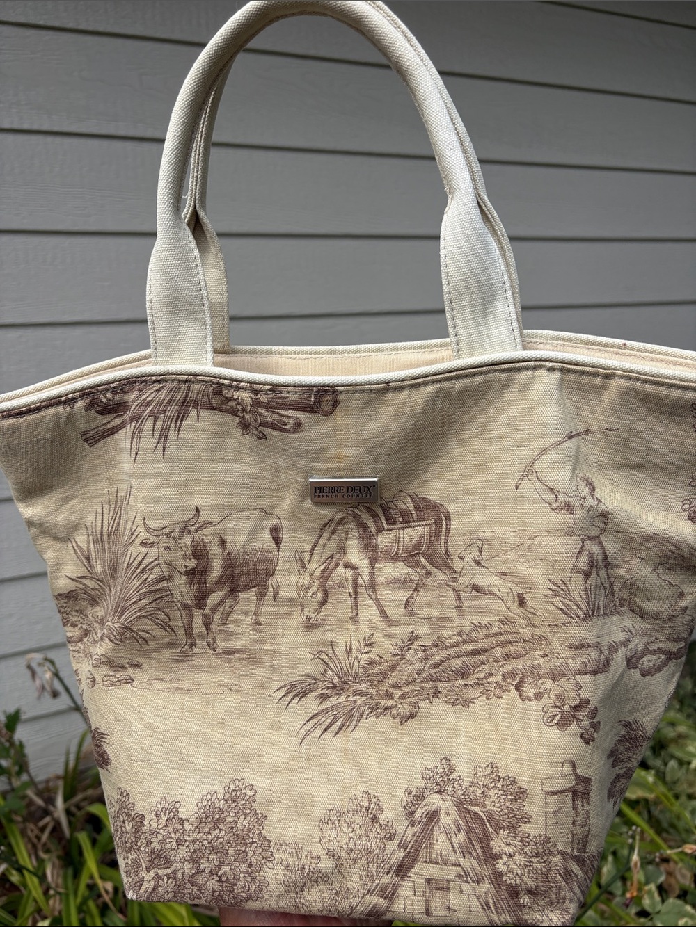 Pierre Deux French County snap front hand Bag